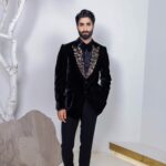 Sleeksmith tuxedo suit