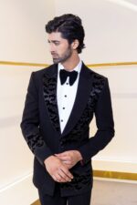 Duskline tuxedo suit