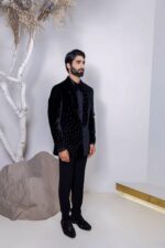 The Black Bloom tuxedo suit - Image 3