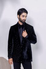 The Black Bloom tuxedo suit - Image 2
