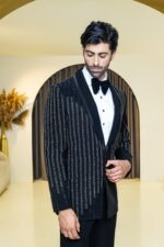 Echelon Black tuxedo suit - Image 3