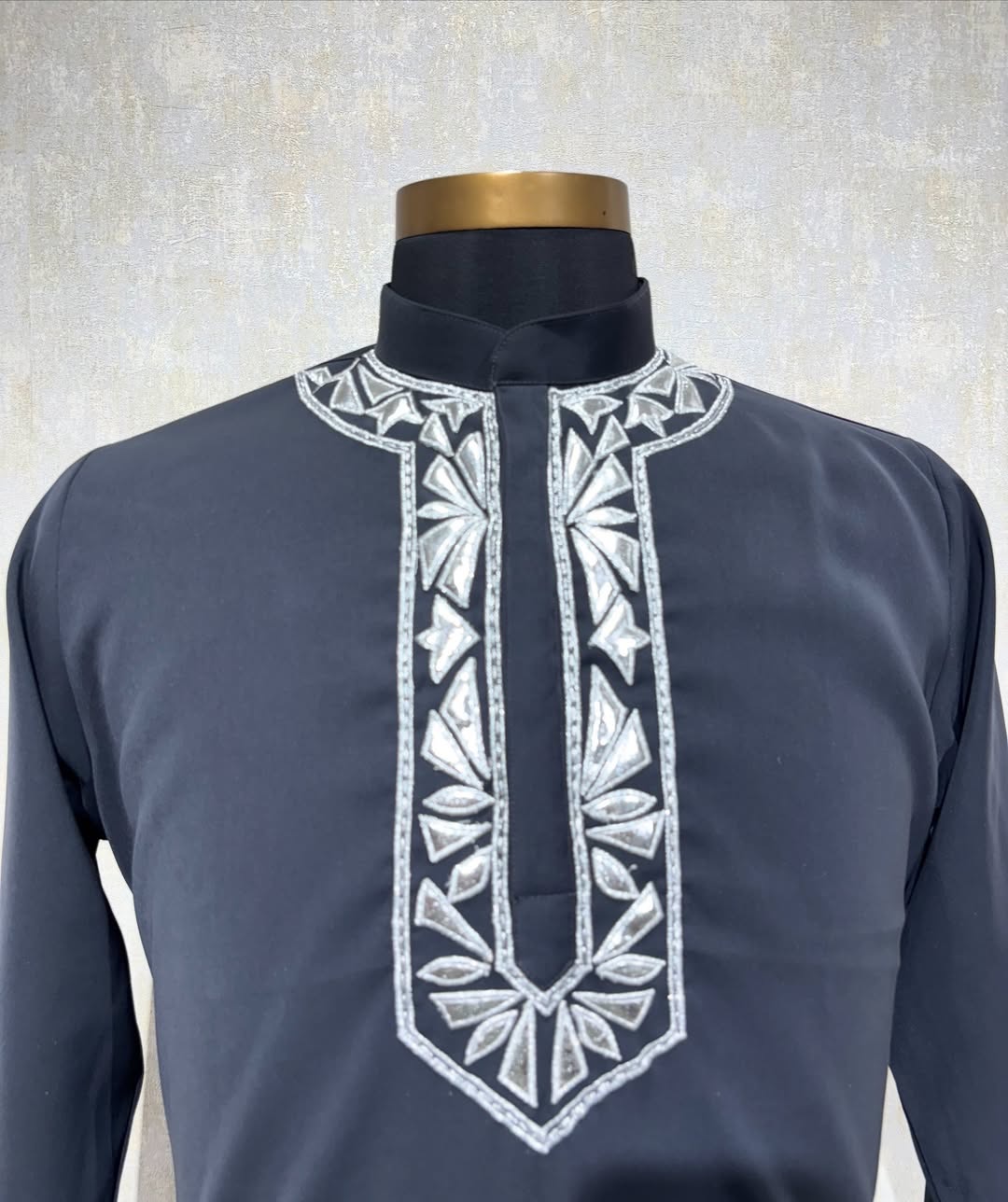 img_6817 Mehfil Mode kurta set - Image 3